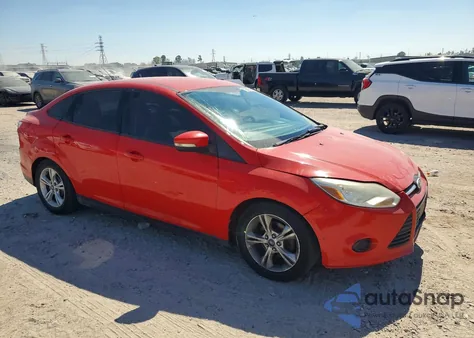2014 Ford Focus Se z USA, uszkodzony, nr VIN 1FADP3F26EL222853